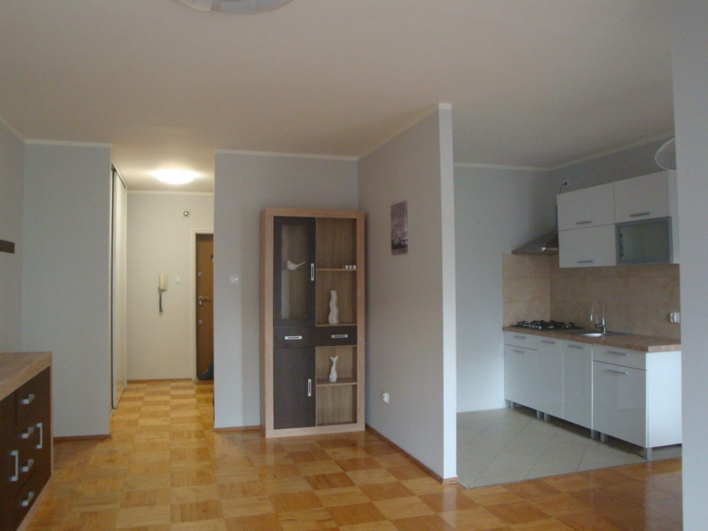 Pokój z kuchnią w mieszkaniu do wynajęcia w Poznaniu